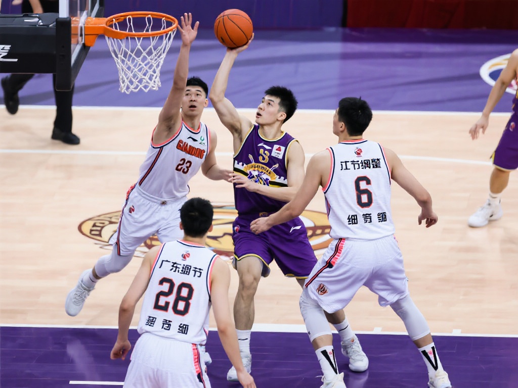 陈国豪连中三分助攻,北控末节咬紧新疆仅差1分 以往的比赛案例中,我们不乏看到球队因为忽